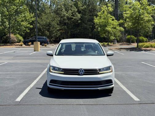 White 2017 Volkswagen Jetta 1.4T S