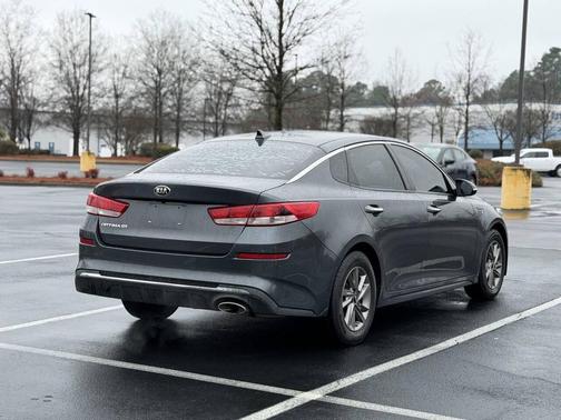 2020 Kia Optima LX