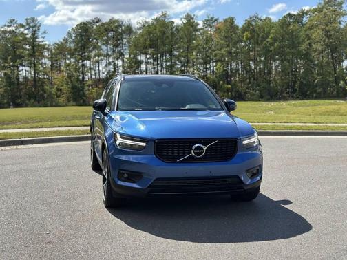 2021 Volvo XC40 T5 R-Design