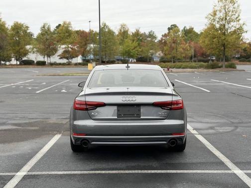 2017 Audi A4 2.0T Prestige