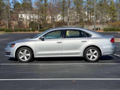 2014 Volkswagen Passat 2.0L TDI DSG SE w/Sunroof
