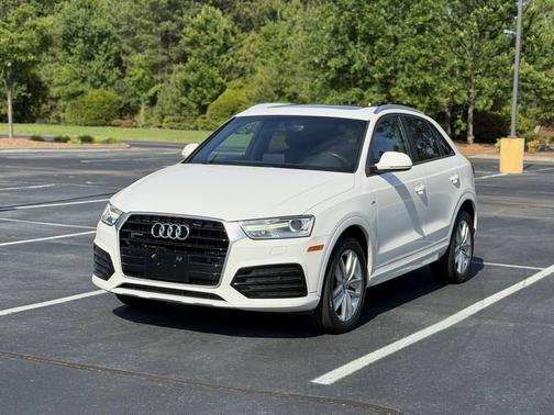 White 2018 Audi Q3 2.0T Premium