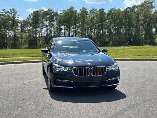 2017 BMW 740 740i 4dr Sedan