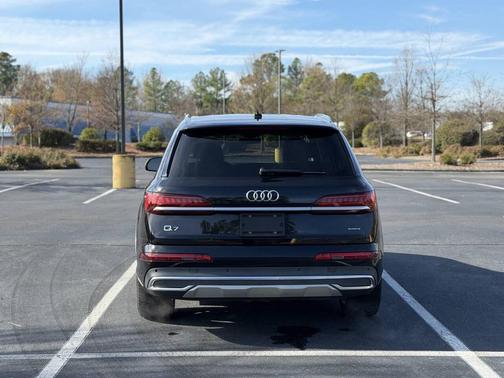 2023 Audi Q7 55 Prestige