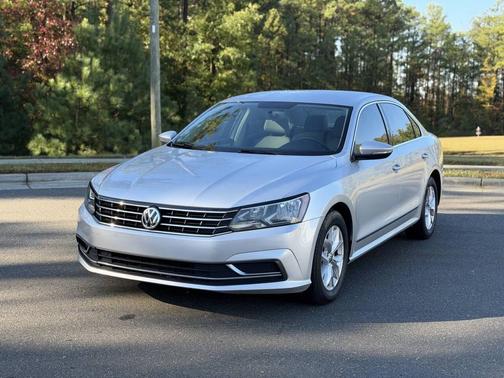 2017 Volkswagen Passat 1.8T S