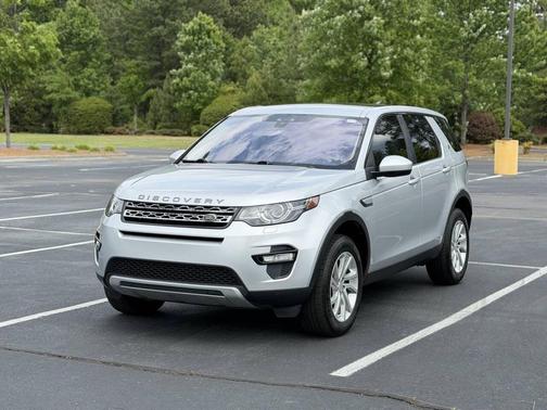 Silver 2018 Land Rover Discovery Sport HSE