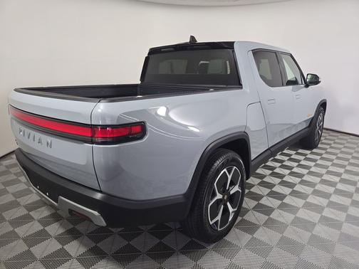 2022 Rivian R1T Adventure