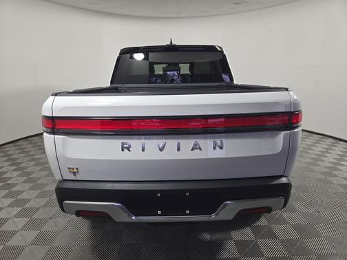 2023 Rivian R1T Adventure Quad Motor Large Pack