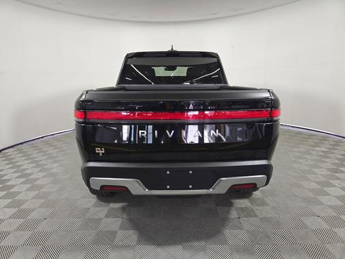 Midnight 2024 Rivian R1T Adventure Quad Motor Large Pack