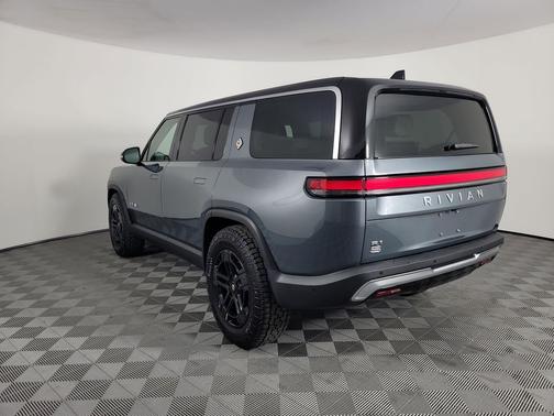 El Cap Granite 2024 Rivian R1S Adventure Package