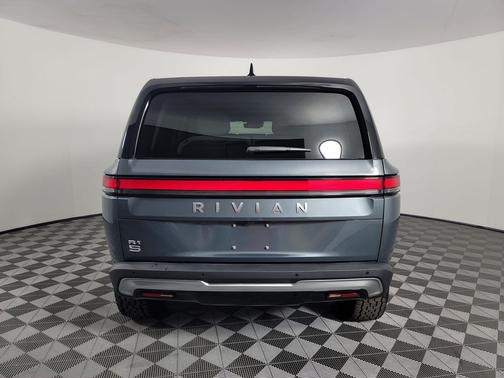 El Cap Granite 2024 Rivian R1S Adventure Package
