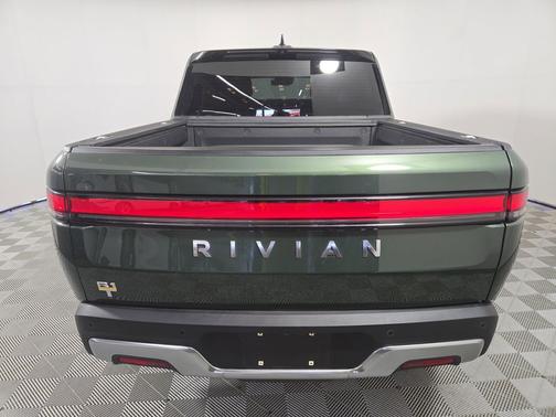 2022 Rivian R1T Adventure