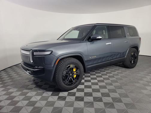 2023 Rivian R1S Adventure