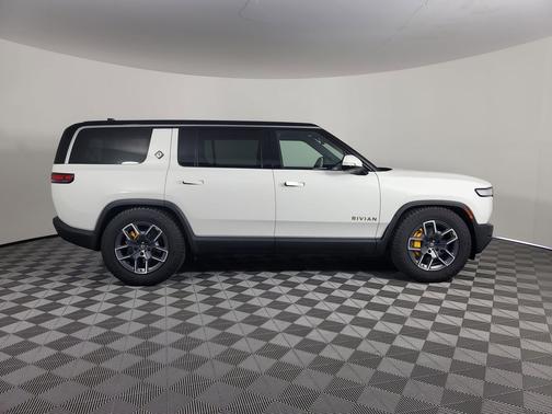 2023 Rivian R1S Launch Edition