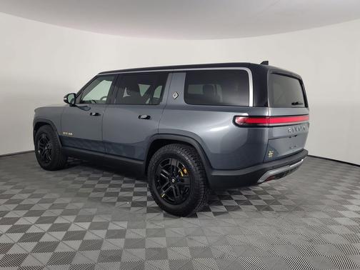 2022 Rivian R1S Launch Edition