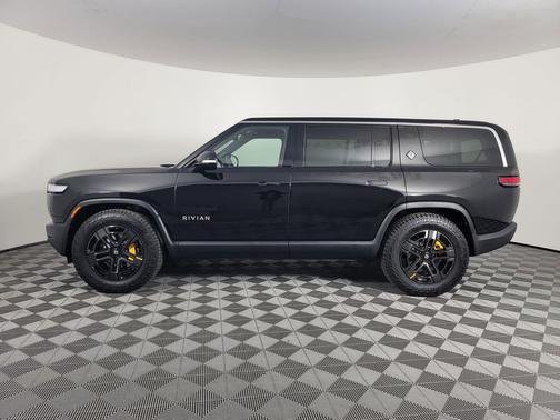 2024 Rivian R1S Adventure Quad Motor Large Pack