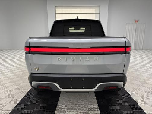 2023 Rivian R1T Adventure Quad Motor Large Pack