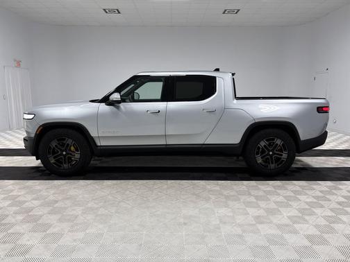 2023 Rivian R1T Adventure Quad Motor Large Pack