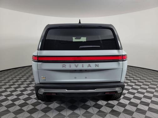 2023 Rivian R1S Adventure Package
