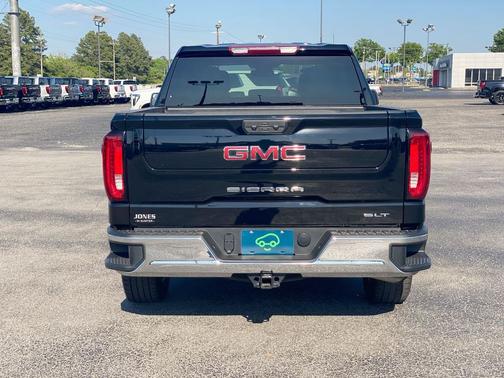 Onyx Black 2025 GMC Sierra 1500 SLT
