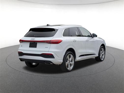 2025 Audi Q5 Premium Plus