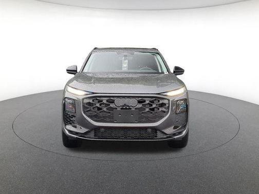 Daytona Gray Pearl Effect 2026 Audi Q3 TFSI quattro S tronic