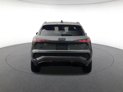 Daytona Gray Pearl Effect 2026 Audi Q3 TFSI quattro S tronic