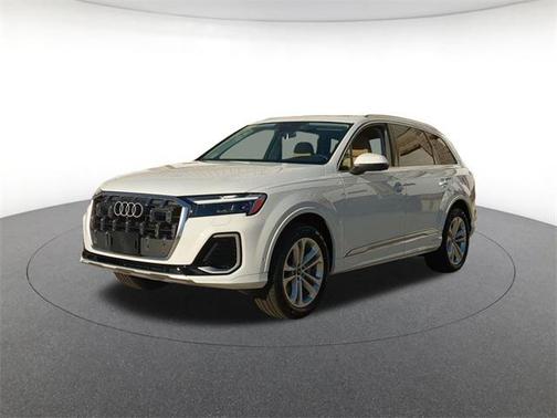 2026 Audi Q7 45 Premium Plus