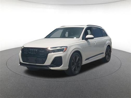 2025 Audi Q7 55 Premium Plus
