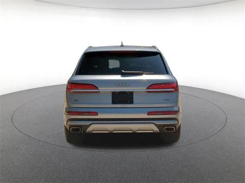 2025 Audi Q7 45 Premium Plus