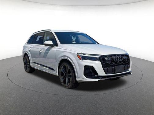 Glacier White 2026 Audi Q7 quattro