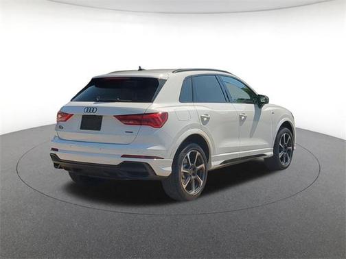 2025 Audi Q3 45 S line Premium Plus