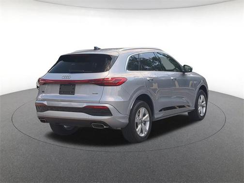 2025 Audi Q5 Premium