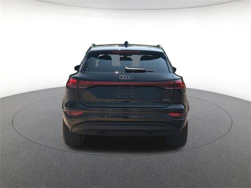 2025 Audi Q6 e-tron Premium Plus quattro