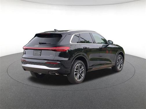 2025 Audi Q5 Premium