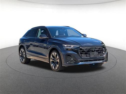 2026 Audi Q8 55 Technik