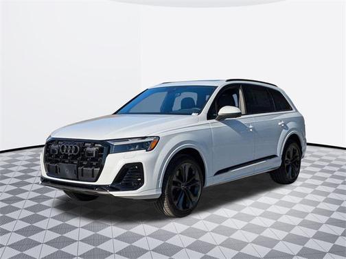 2025 Audi Q7 55 Premium Plus
