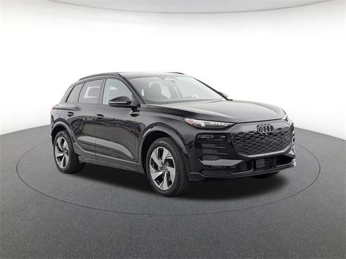 2025 Audi Q6 e-tron Premium Plus quattro