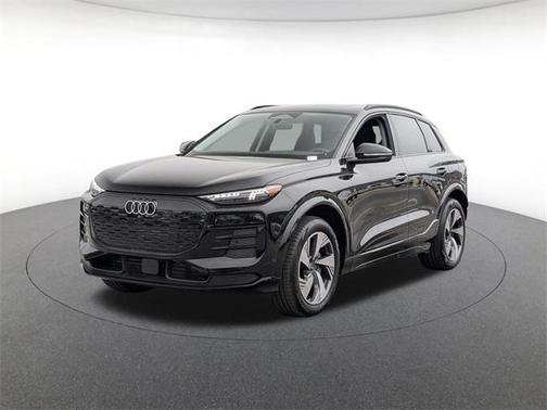 2025 Audi Q6 e-tron Premium Plus quattro