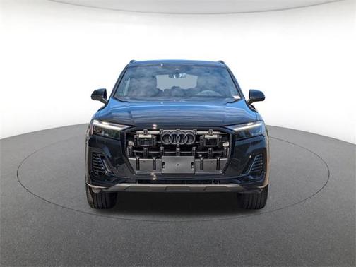 2026 Audi Q7 45 Premium