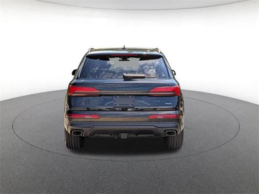 2026 Audi Q7 45 Premium