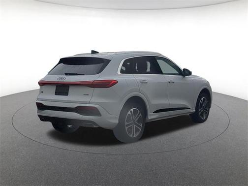 2025 Audi Q5 Premium