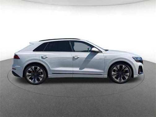 2025 Audi Q8 55 Prestige