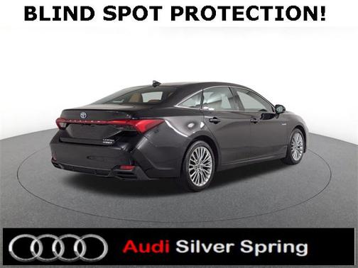 2019 Toyota Avalon Hybrid Limited