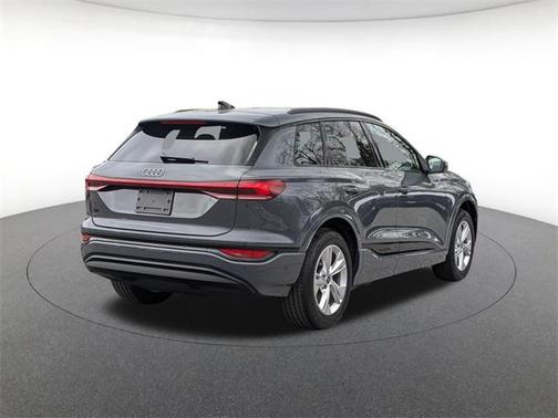 2025 Audi Q6 e-tron Premium Plus