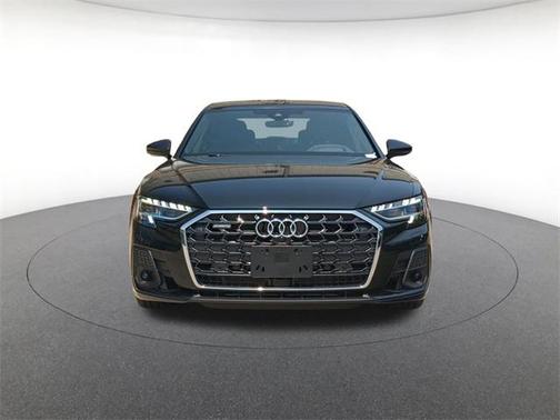 2025 Audi A8 L 55 TFSI quattro Tiptronic