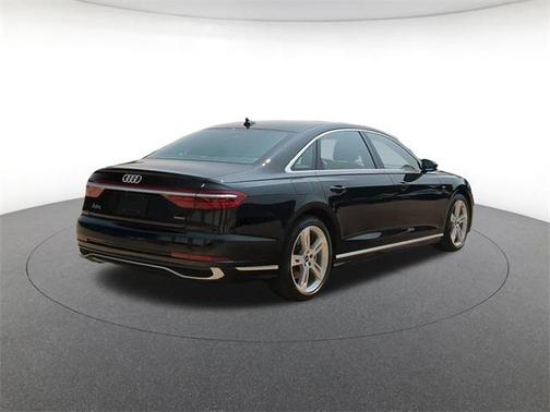 2025 Audi A8 L 55 TFSI quattro Tiptronic