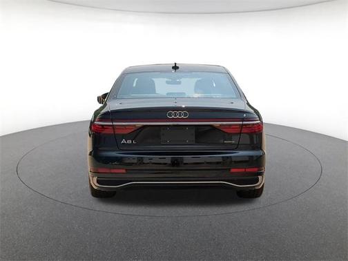 2025 Audi A8 L 55 TFSI quattro Tiptronic