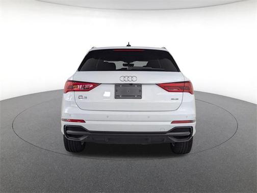 2024 Audi Q3 45 S line Premium Plus