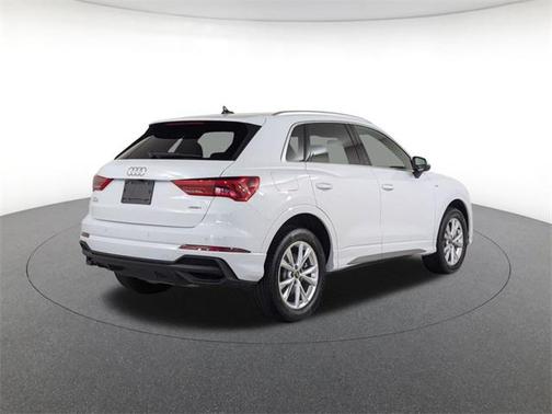 2024 Audi Q3 45 S line Premium Plus